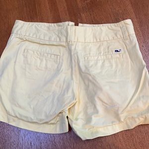 Vineyard Vines shorts